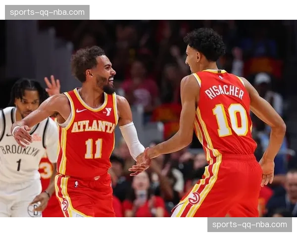 老鹰客场117比107击败76人 约翰逊准三双表现终结球队三连败 老鹰客场117比107击败76人 约翰逊准三双表现终结球队三连败